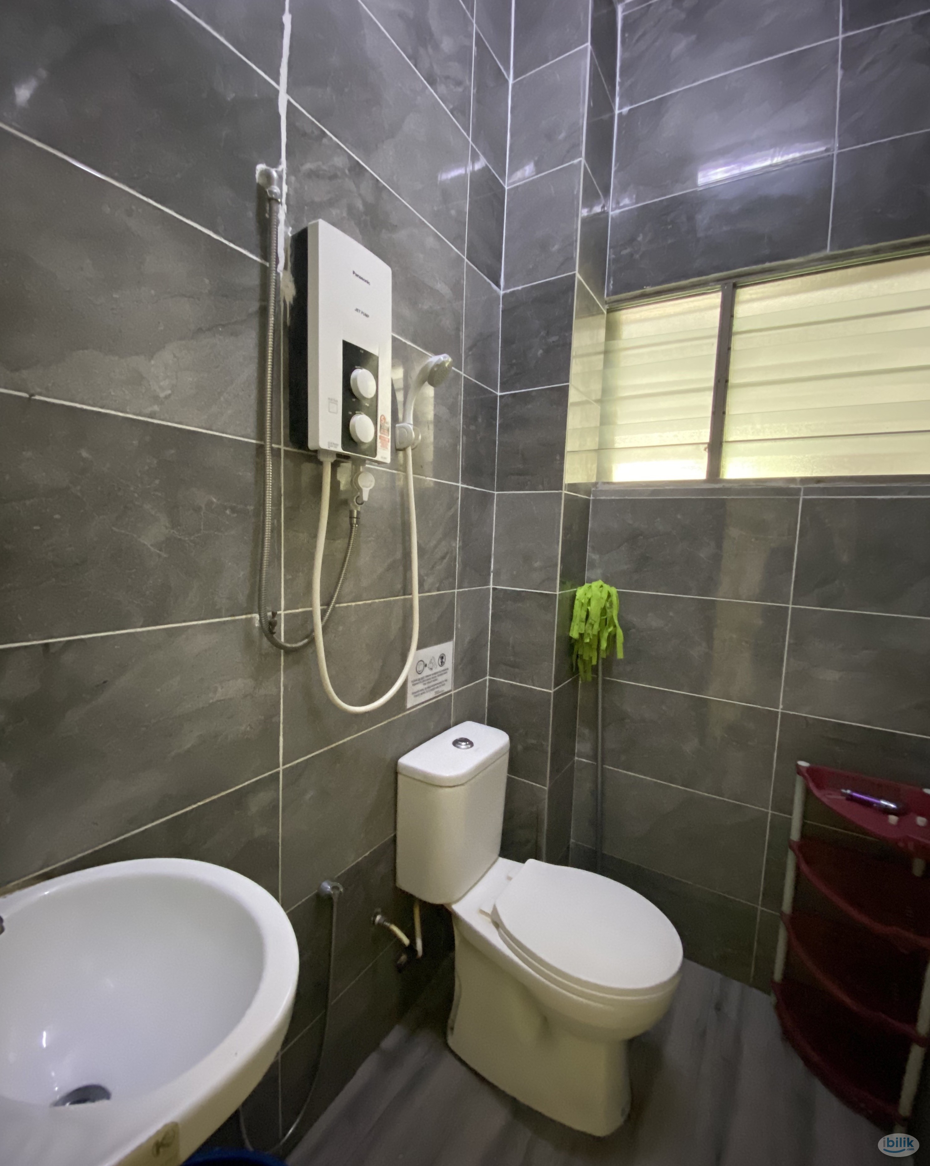 Zero Deposit Medium Room for Rent in Setia Alam, Nearby Top Glove Tower, Setia City Mall, Jalan Meru - Image 3