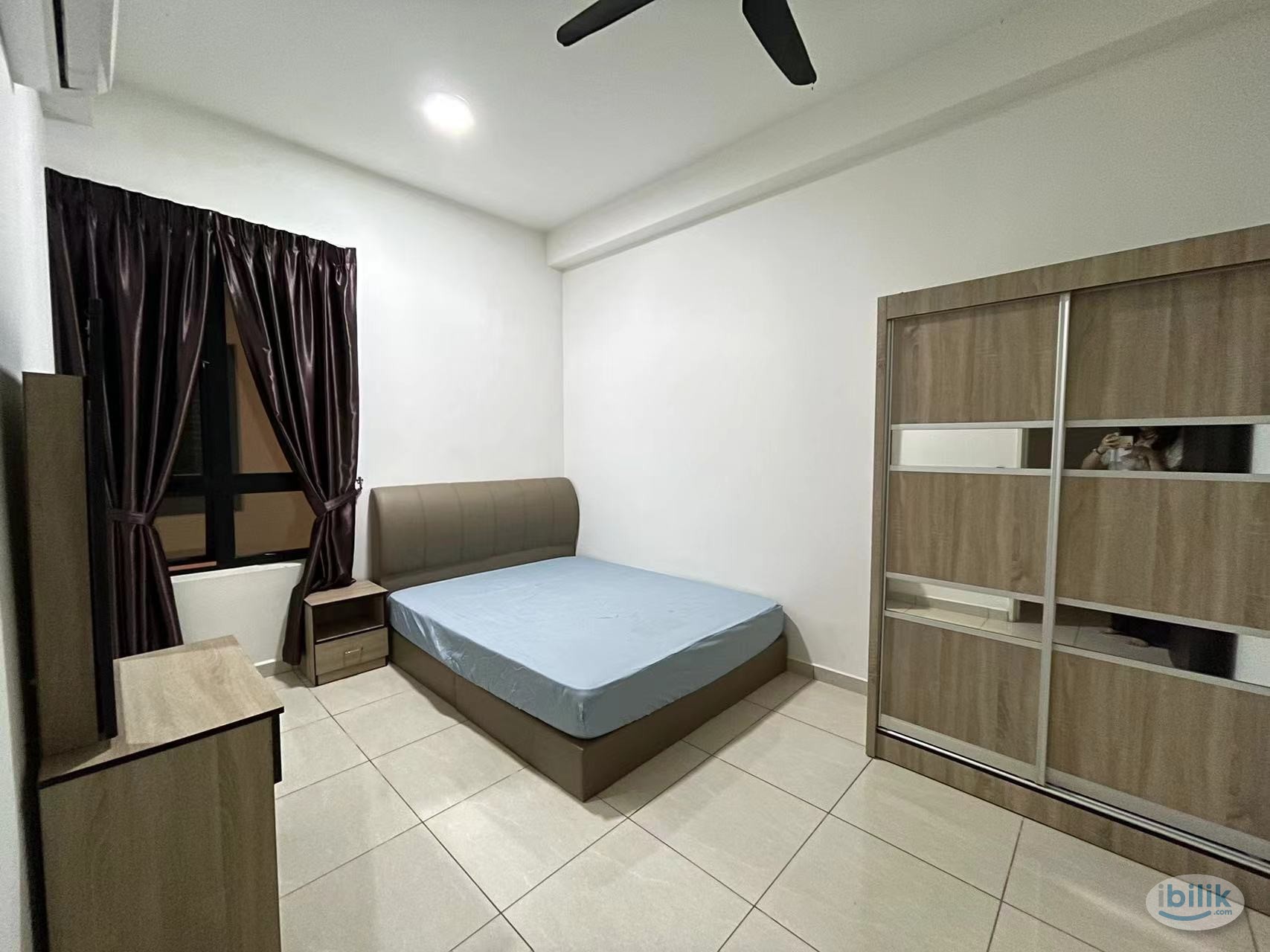 Middle Room at Bukit Indah, Johor Bahru - Image 1
