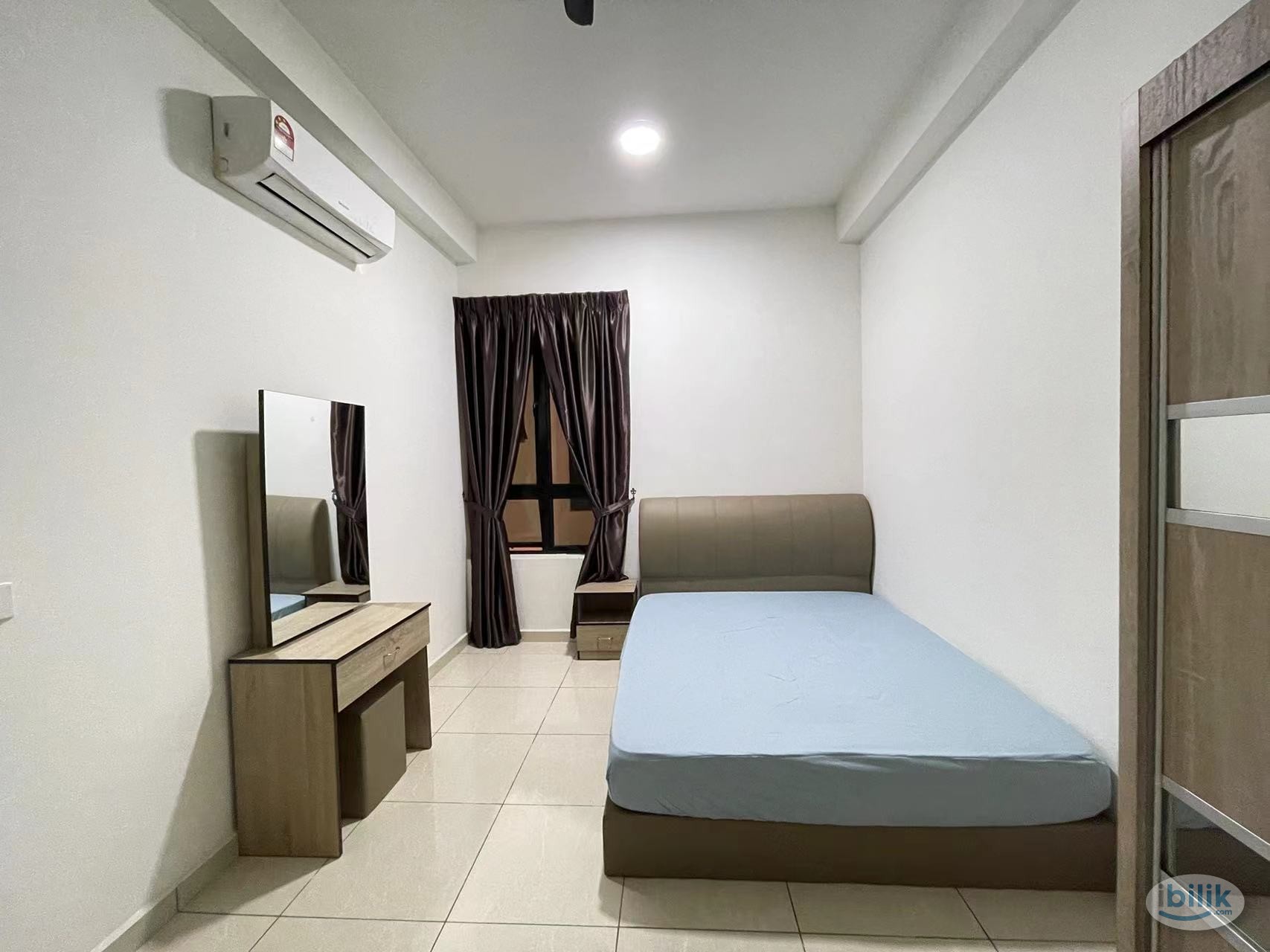 Middle Room at Bukit Indah, Johor Bahru - Image 2
