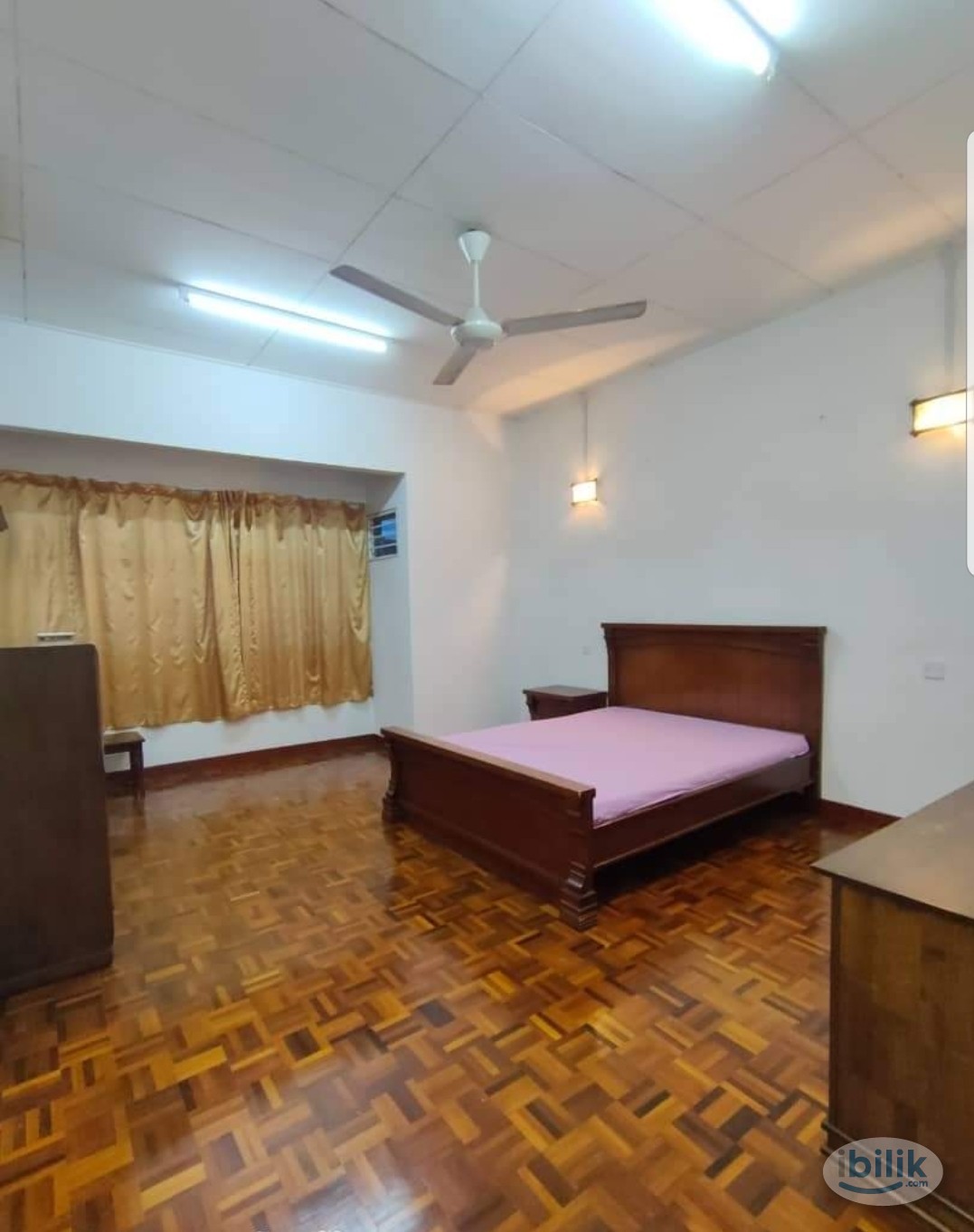 Master Room at Seri Utama, Kota Damansara - Image 1