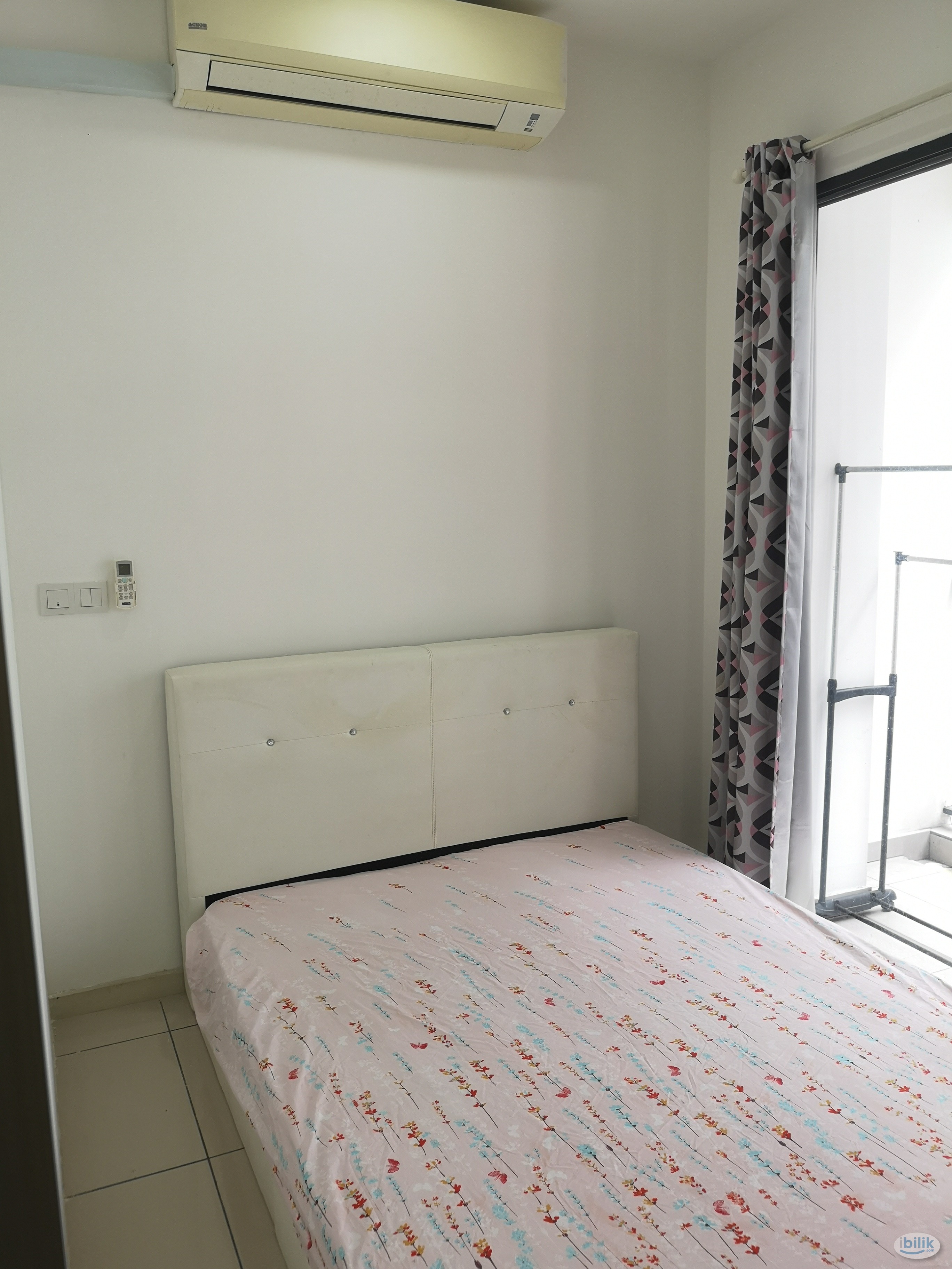NEAR LRT, Middle Room with Balcony at Casa Green, Bukit Jalil - Image 4