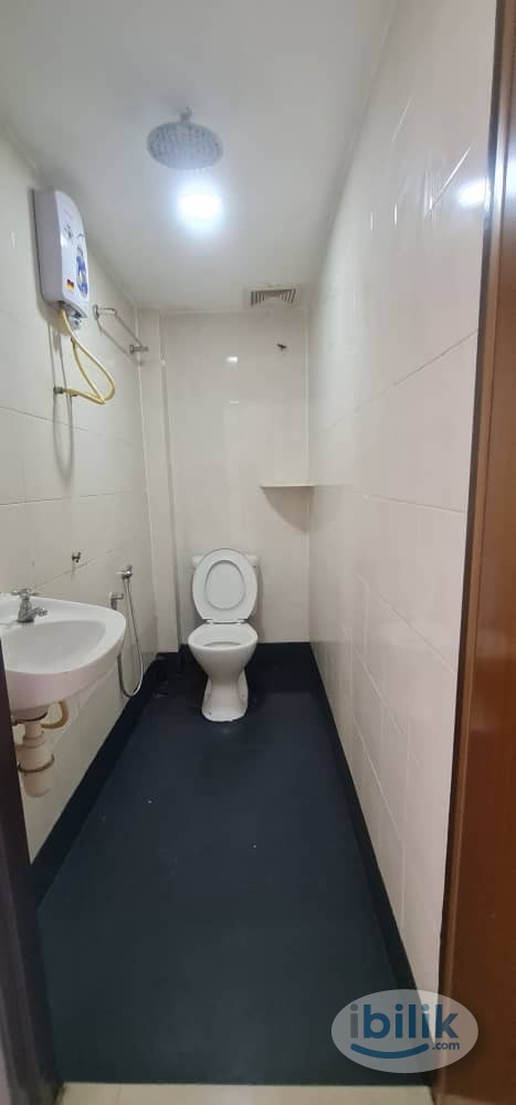 Co-Living Space in Bandar Botanic, Klang Few minutes walk toGM Klang, AEON Mall Bukit Tinggi! - Image 4