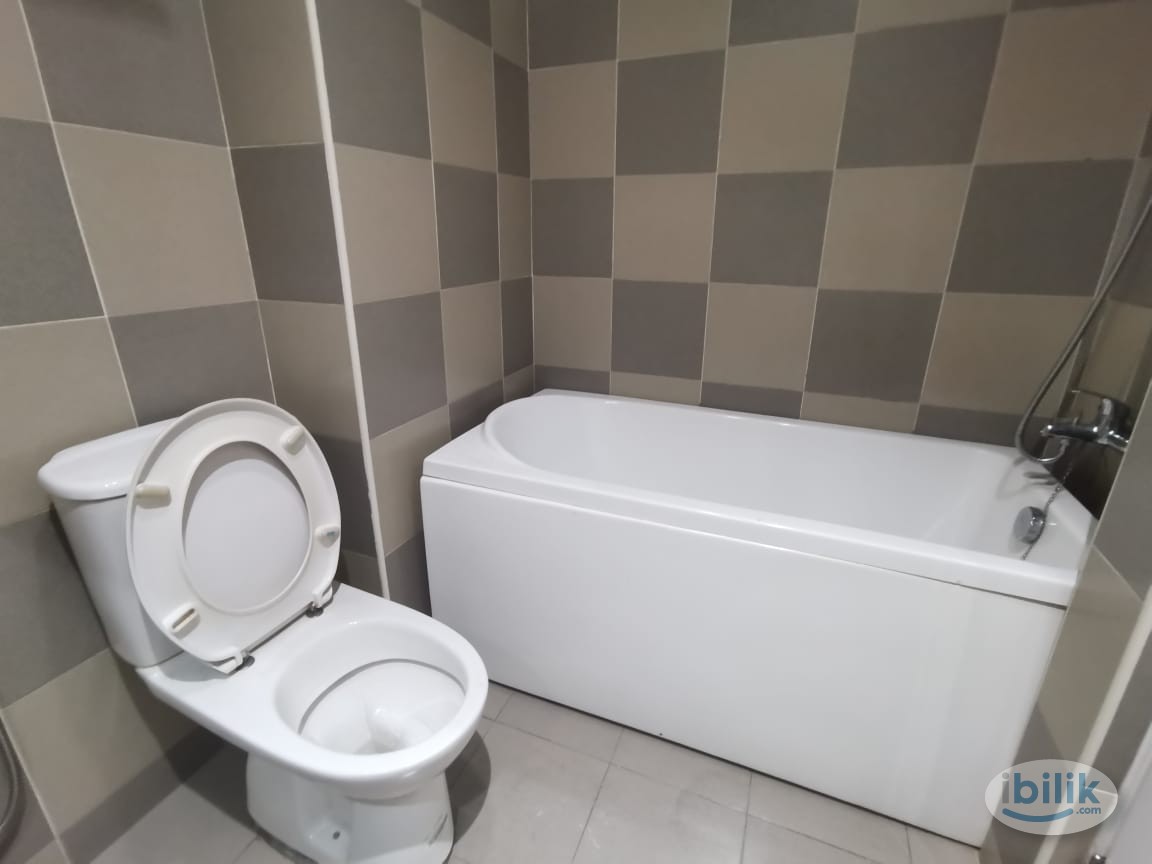 0% DEPOSIT - SPACIOUS ROOM WITH PRIVATE BATHROOM - NEWLY RENOVATED LUXURY HOTEL STYLE ROOM - Cheras / Chow Kit / Brickfi - Image 4