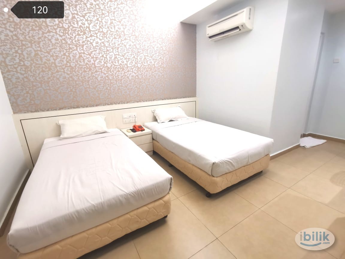 0% DEPOSIT - SPACIOUS ROOM WITH PRIVATE BATHROOM - NEWLY RENOVATED LUXURY HOTEL STYLE ROOM - Cheras / Chow Kit / Brickfi - Image 1