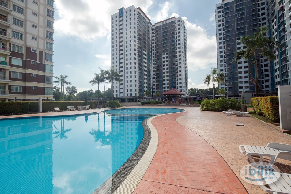 De Centrum UniPark, MALAY FEMALE Unit, Fully-furnished MASTER ROOM, Personal Bathroom - Image 5