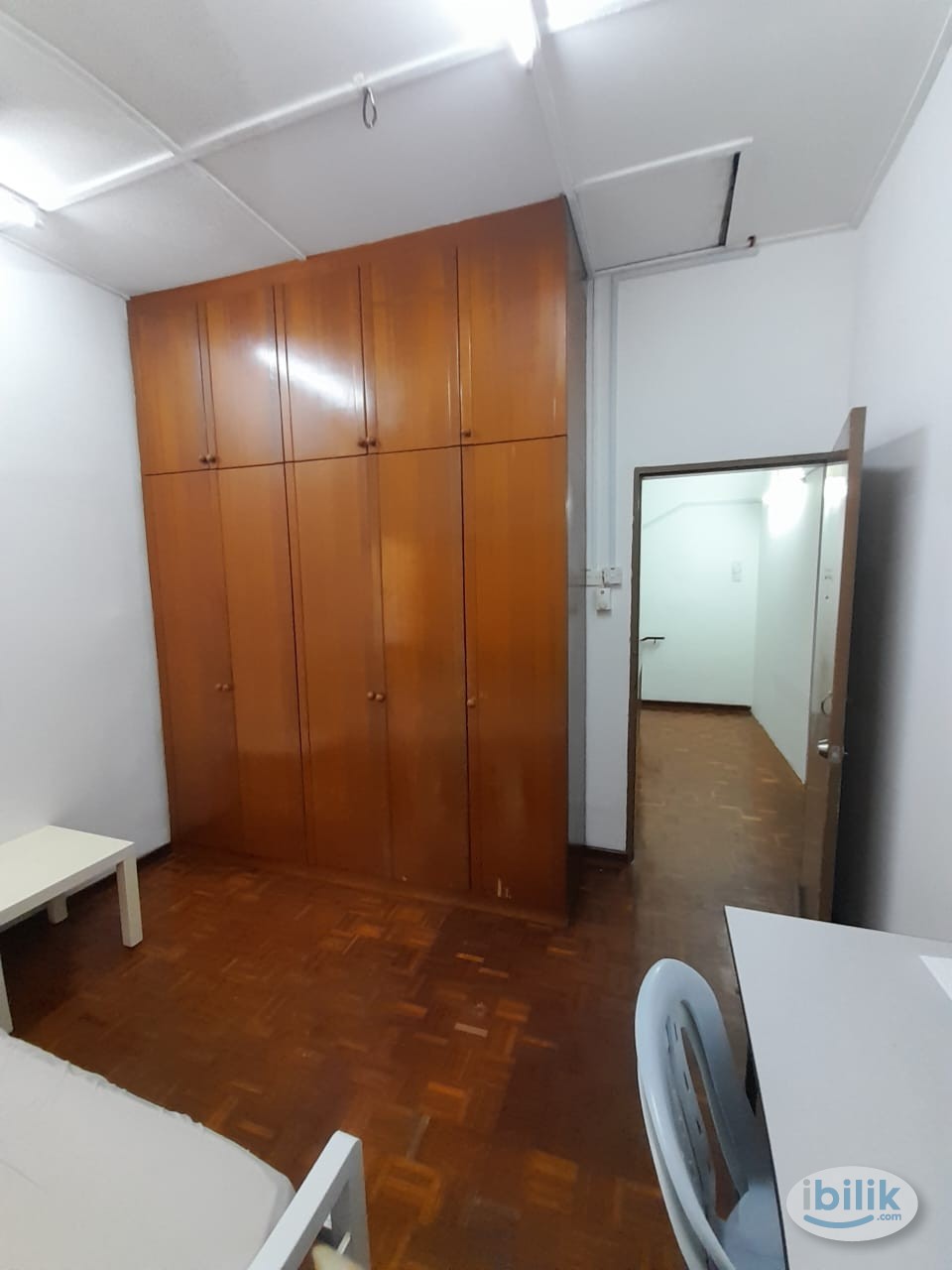 LRT Kelana Jaya Hot Spot Rooms🔥🔥 Shops and PublicTransport nearby🚊 - Image 2