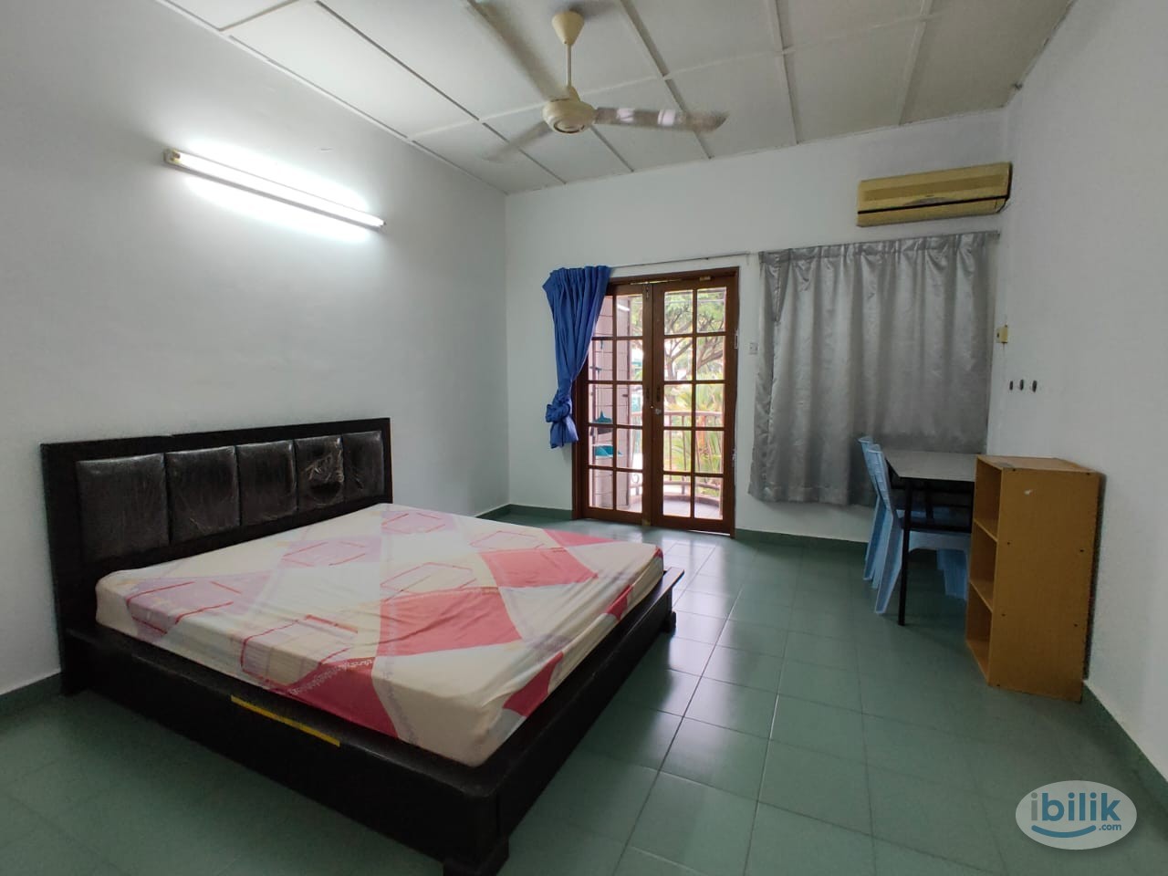 NO DEPOSIT - Master room for rent at Puchong Wawasan 3/10 - UTILITIES INCLUDED - Petaling Jaya - SS2 - SS4 - Subang Jaya - Image 1