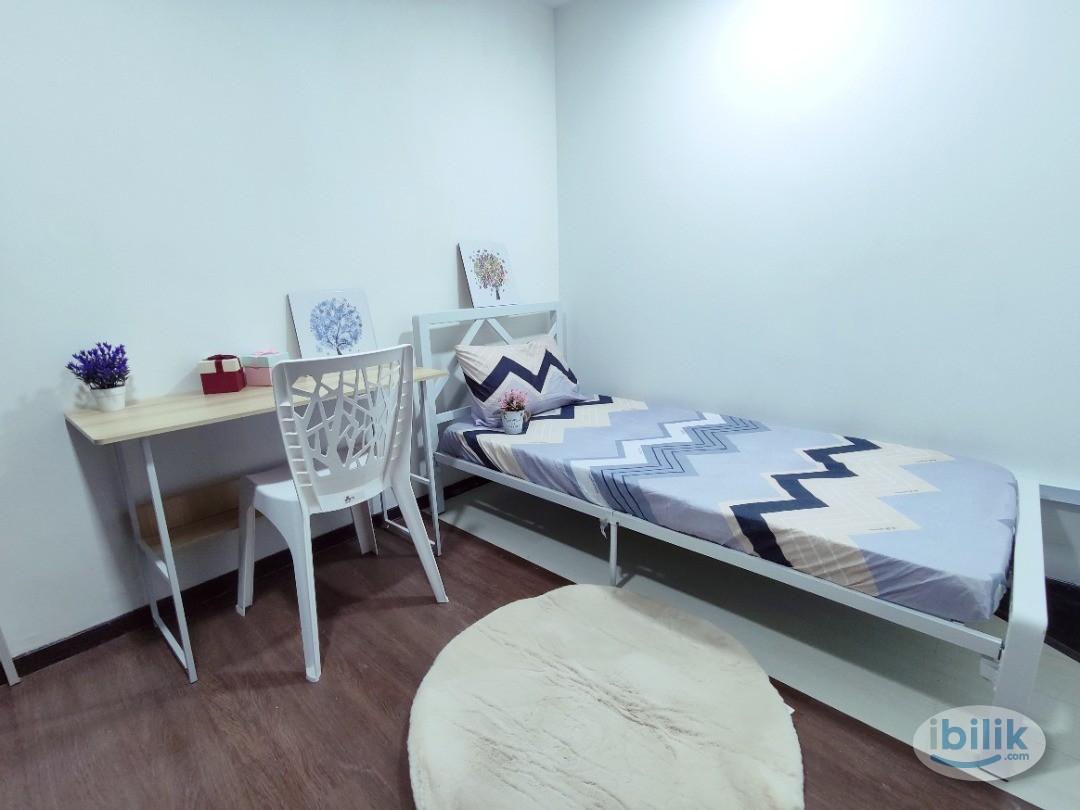1 MIN DISTANCE TO PUCHONG LRT - FEMALE UNIT - FULLY FURNISHED SHOPLOT - JALAN KENARI 5 PUCHONG - Image 2