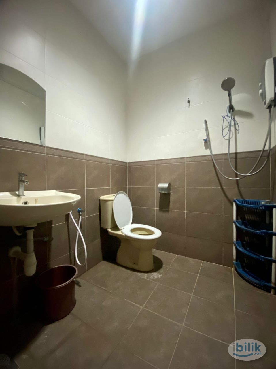 0% DEPOSIT - Middle room for rent at PJ SS2/74 - STRATEGC LOCATION AND SPACIOUS ROOM - KELANA JAYA / TAMAN SEA / TAMAN P - Image 2