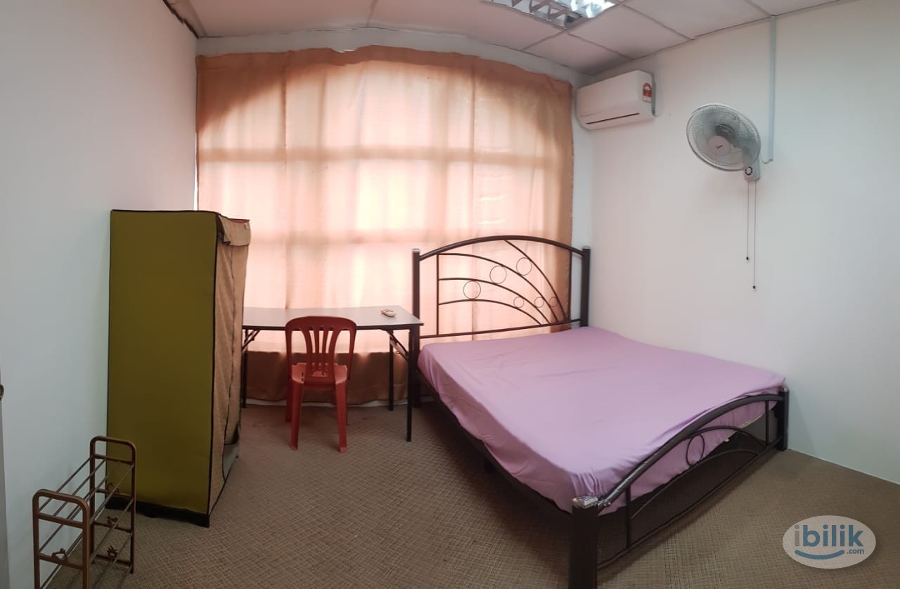 NO DEPOSIT - Single room for rent at PJU 5/3 – FULLY FURNISHED WITH AIR-COND – 5 min walking distance to SURIAN MRT – PE - Image 1