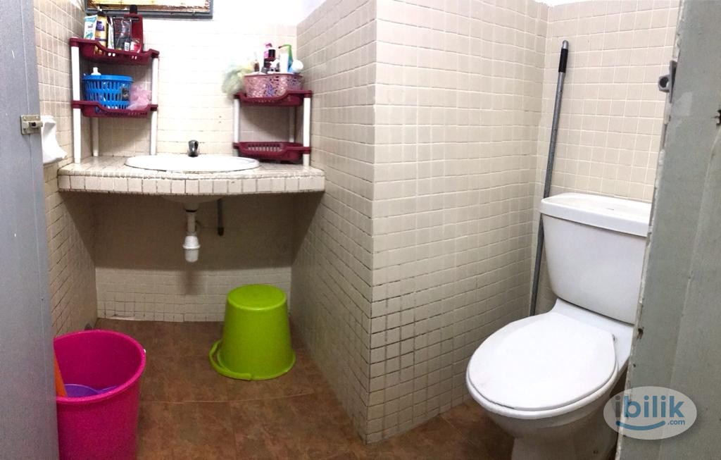0% DEPOSIT - FEMALE UNIT MIDDLE ROOM FOR RENT AT SS2/45 - GOOD LOCATION / AFFORDABLE RENTAL / FULLY FURNISHED - Image 2