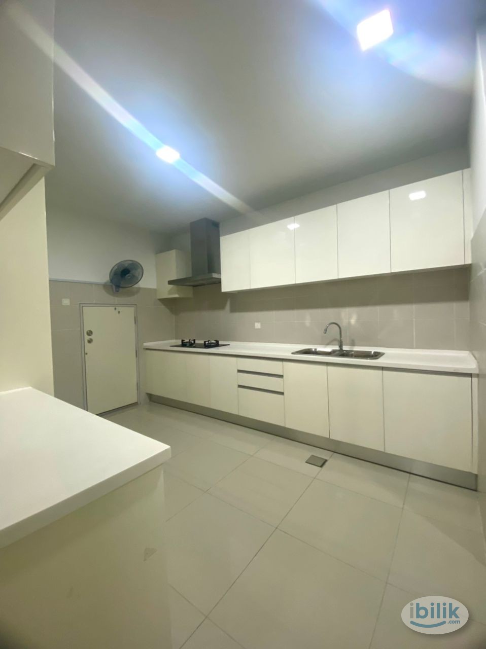 🚩BRAND NEW COLIVING😍 - Middle ROOM RENTAL NEARBY CIQ  ( Walking Distance ONLY 15 mins ) ⭐️⭐️ - Image 4