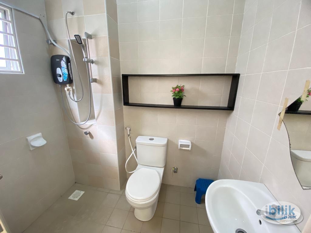 ❗ ZERO DEPOSIT ❗ Fully Furnished Middle Room at Setia Alam 🚀🚀 Free WiFi, Utilities Included ⛳️⛳️ - Image 4