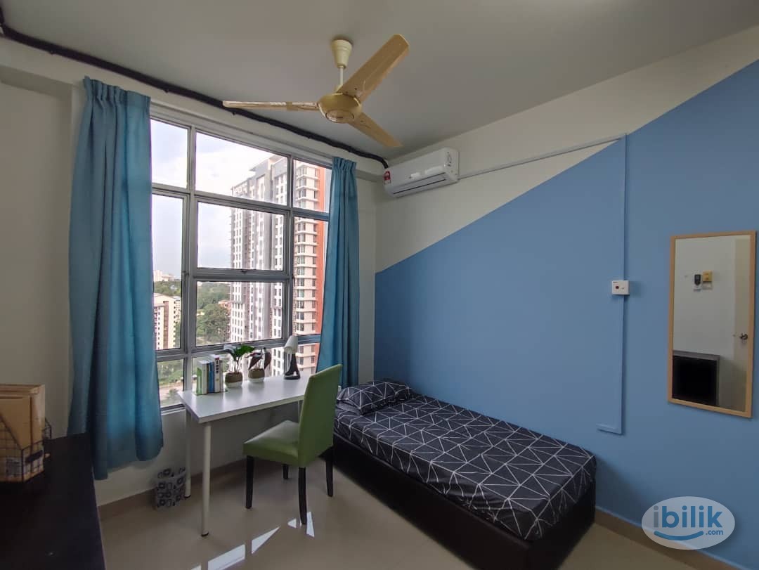 Middle Room at Cyberjaya, Selangor - Image 4