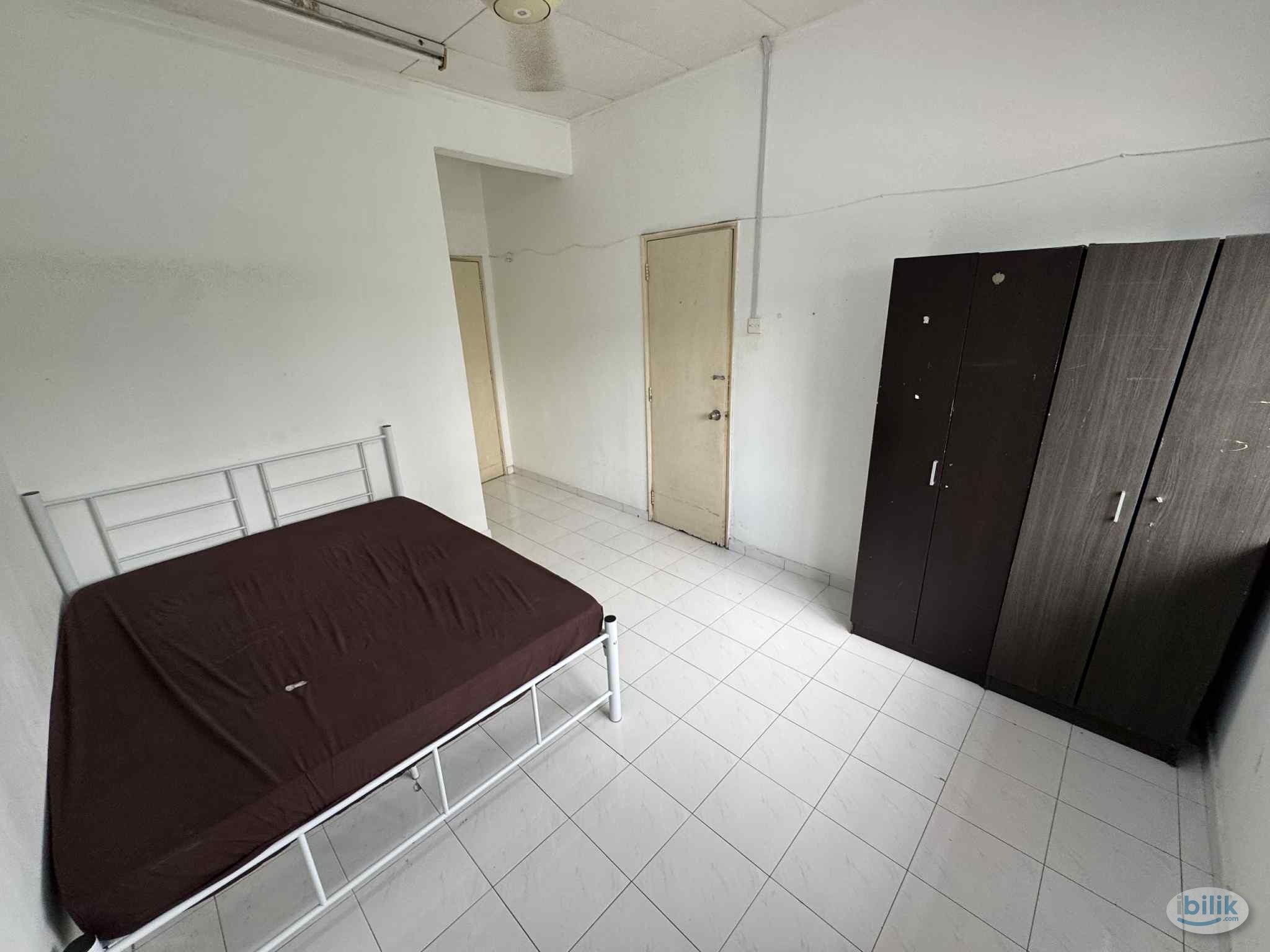 ✨✨MIDDLE ROOM ATTCH SHARING BATHROOM💥 BANDAR UTAMA AREA NEAR ONE U , CENTRE POINT ,IKEA , MRT BANDAR UTAMA , - Image 1
