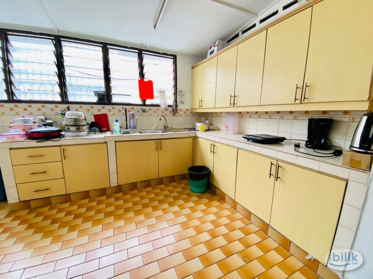 🧨🧨🧨CHEAPEST  SINGLE ROOM AT SS2 🔊🔊🔊Near to Chow Yang , Atria Mall , LRT Taman Bahagia , 3 Damansara, SS2 Square - Image 2