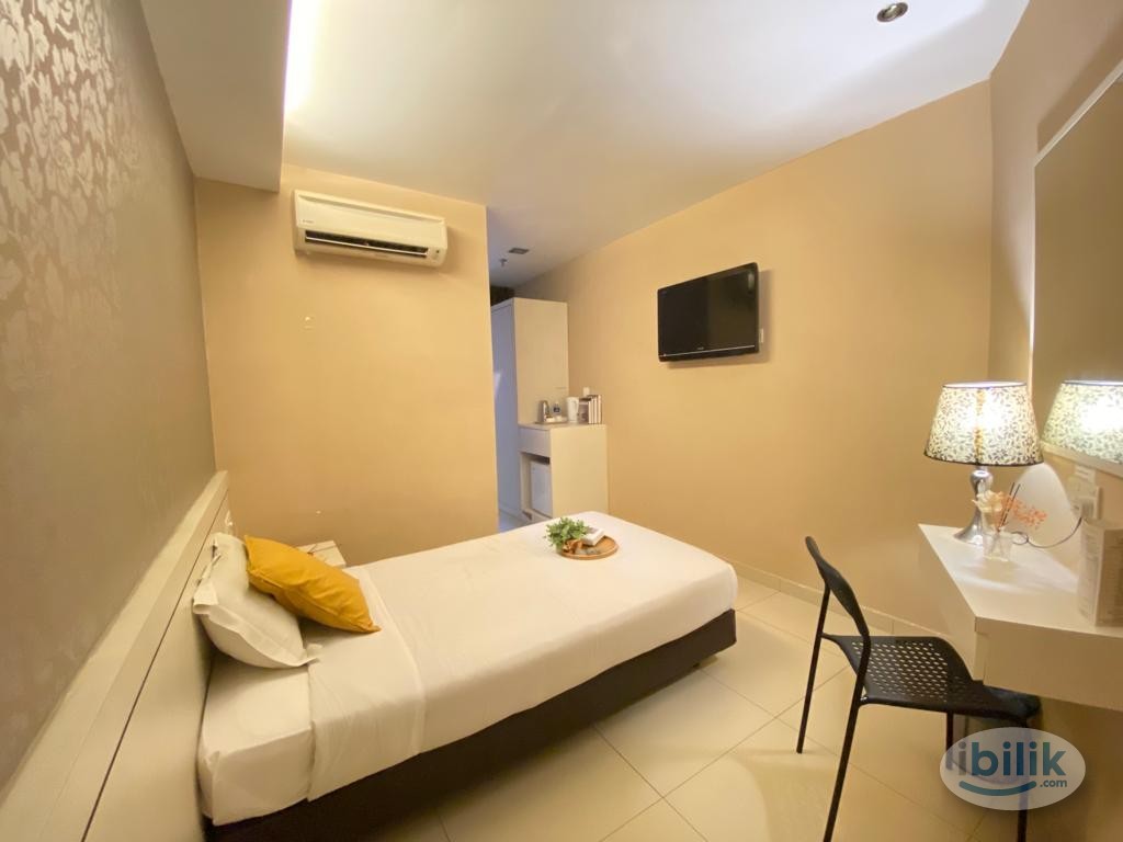 Private & Comfort Middle Room Rent at Sungei Wang Plaza, Bukit Bintang Walking Distance to LOT10, Pavillion Mall - Image 1