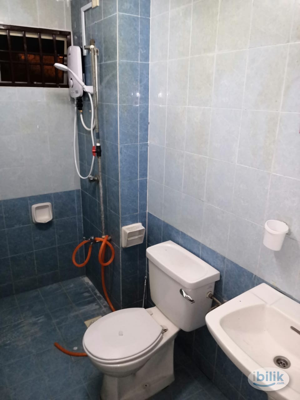 Middle Room at Bandar Botanic, Klang - Image 5