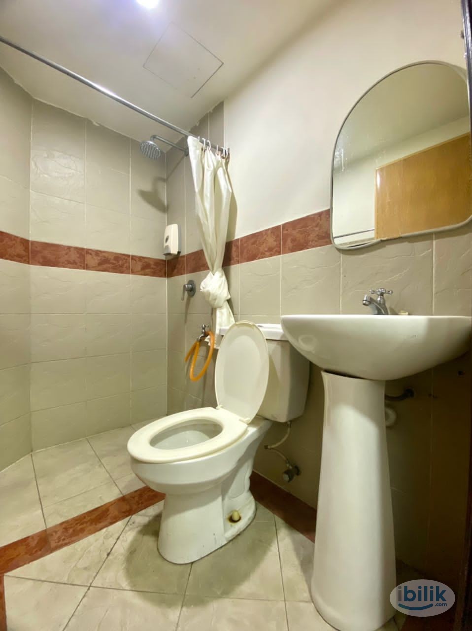 🔥✨MASTER ROOM WITH PRIVATE BATHROOM🛁🛁 AT Subang Permai SHAH ALAM NEAR TO BUKIT JELUTONG📍📍 - Image 5