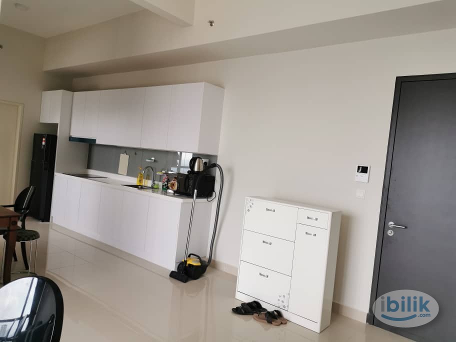 Middle Room at Third Avenue @ Cyberjaya, Cyberjaya - Image 1