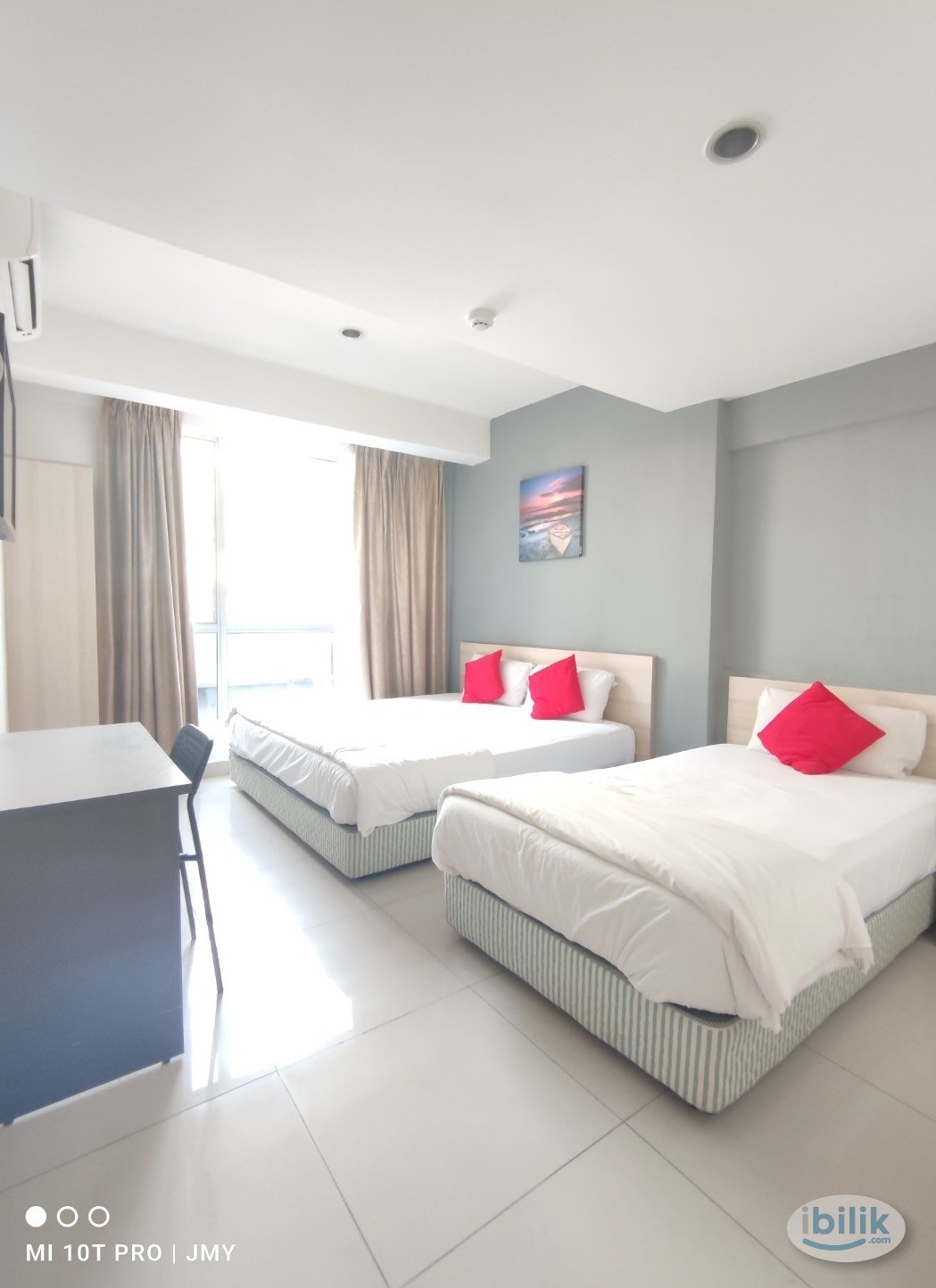 Triple Master Room @ Atria Shopping Gallery , Atria Soho DAMANSARA JAYA - Image 1
