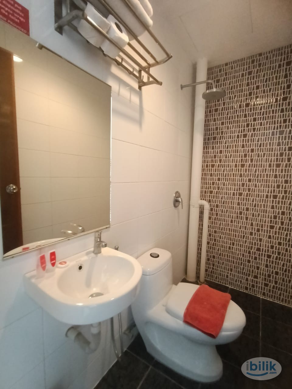 Master Room at Shah Alam, Selangor - Image 2