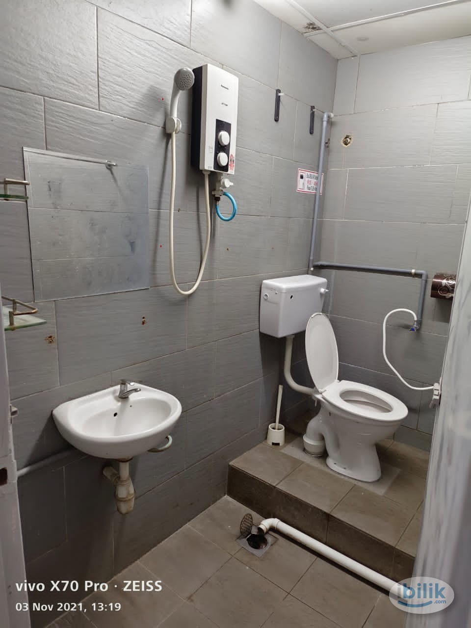 Single Room at Bandar Bukit Tinggi 2, Klang - Image 2