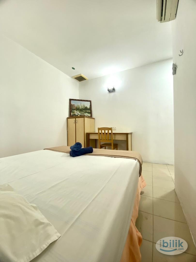 Master Room at Bandar Bukit Tinggi 2, Klang - Image 1