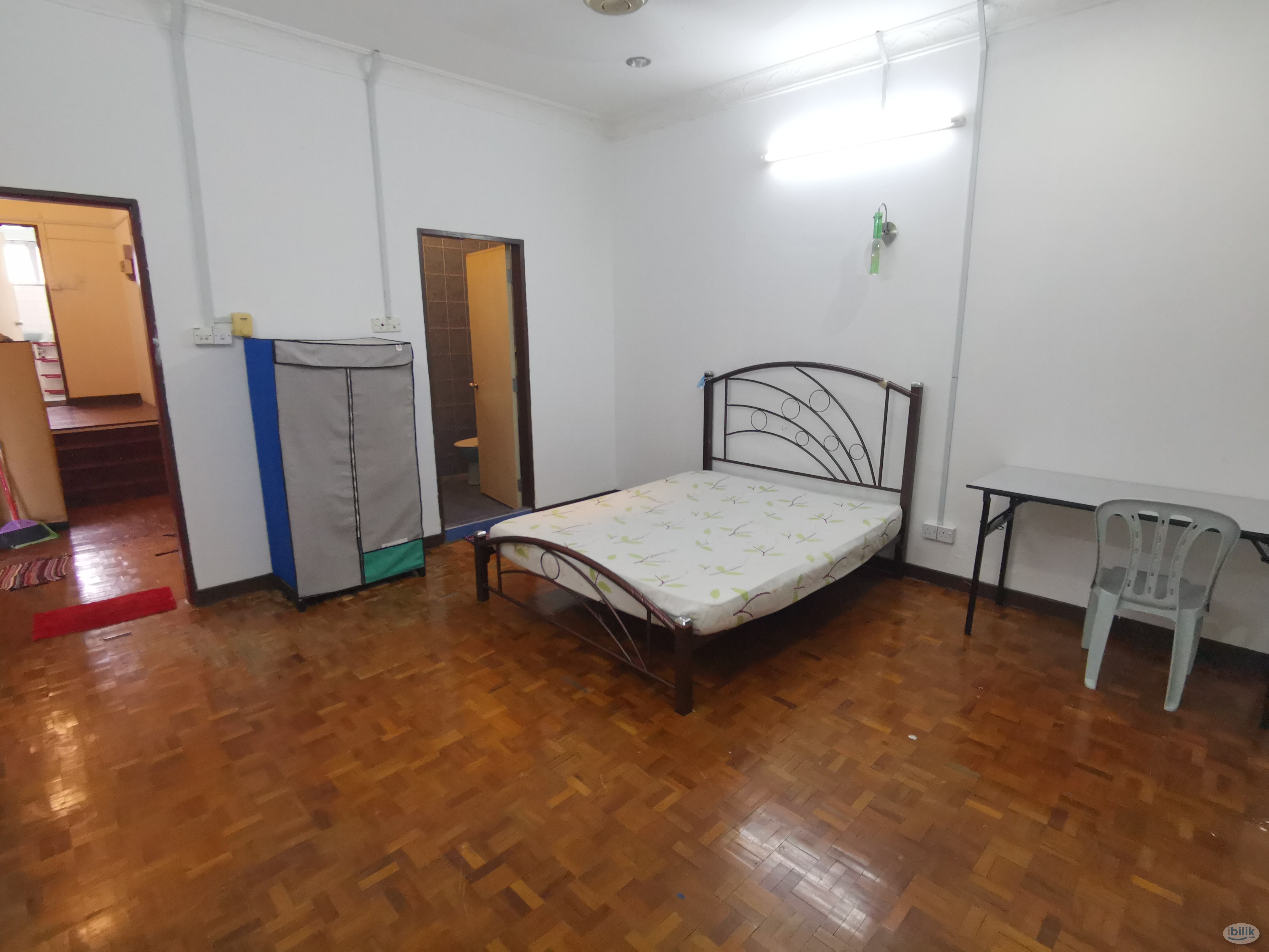Master Room at Bandar Utama, Petaling Jaya - Image 1