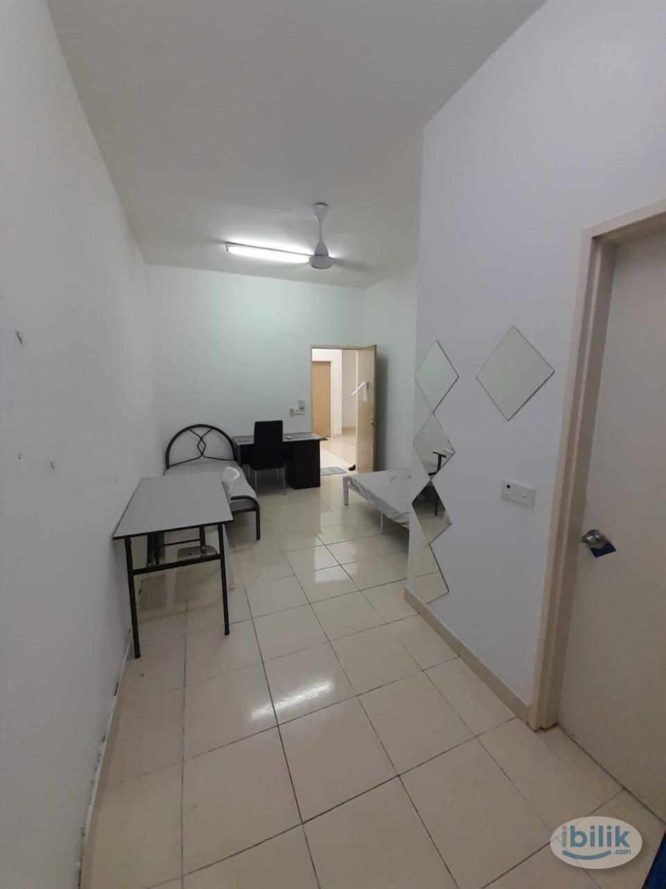 Fully Furnished Middle Room at Setia Alam🚀🚀 Free WiFi, Utilities Included ⛳️⛳️⛳ - Image 2