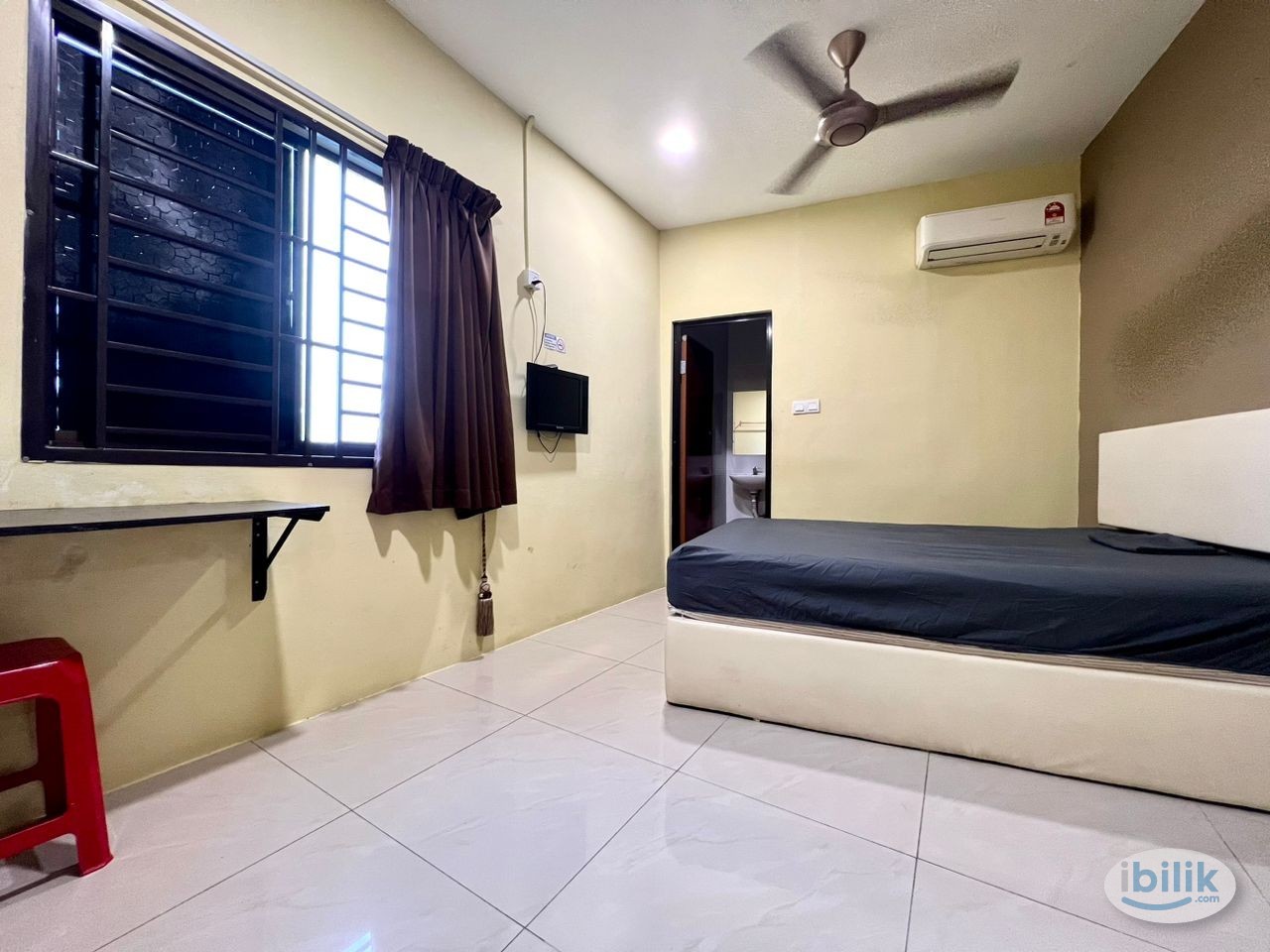 🕊️🦜EARLY BIRD PROMO ✨BIG BIG Master Room at Jalan Abad , Johor Bahru 🥰Move in Immediately❗ - Image 1