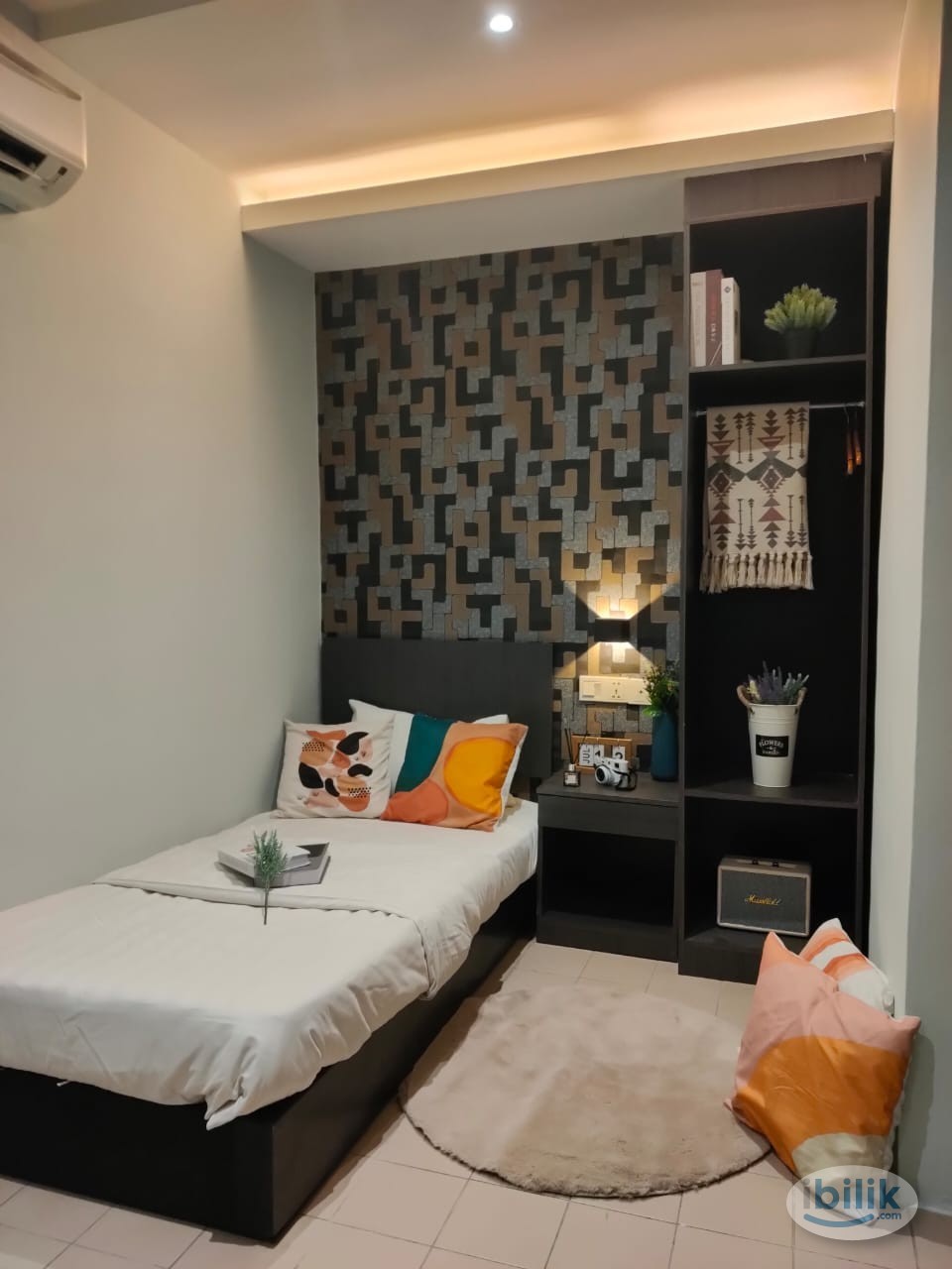 Q Inn Hotel in PJS 8, Bandar Sunway! Accept for Daily Basis or MONTHLY! Near to Mentari MRT Station - Image 1