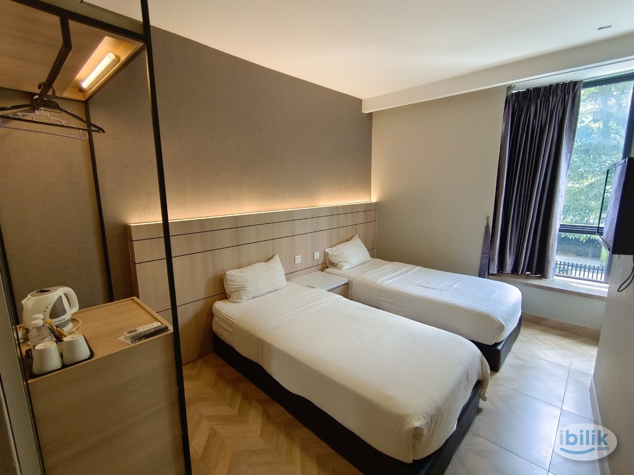 Middle Room with private bathroom at Jalan Genting Klang, Setapak - Image 3