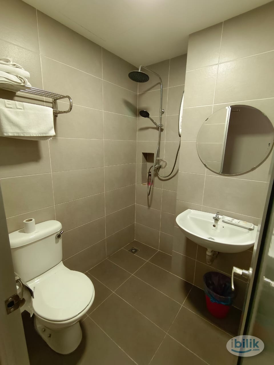 Middle Room at Wangsa Maju, Setapak - Image 1