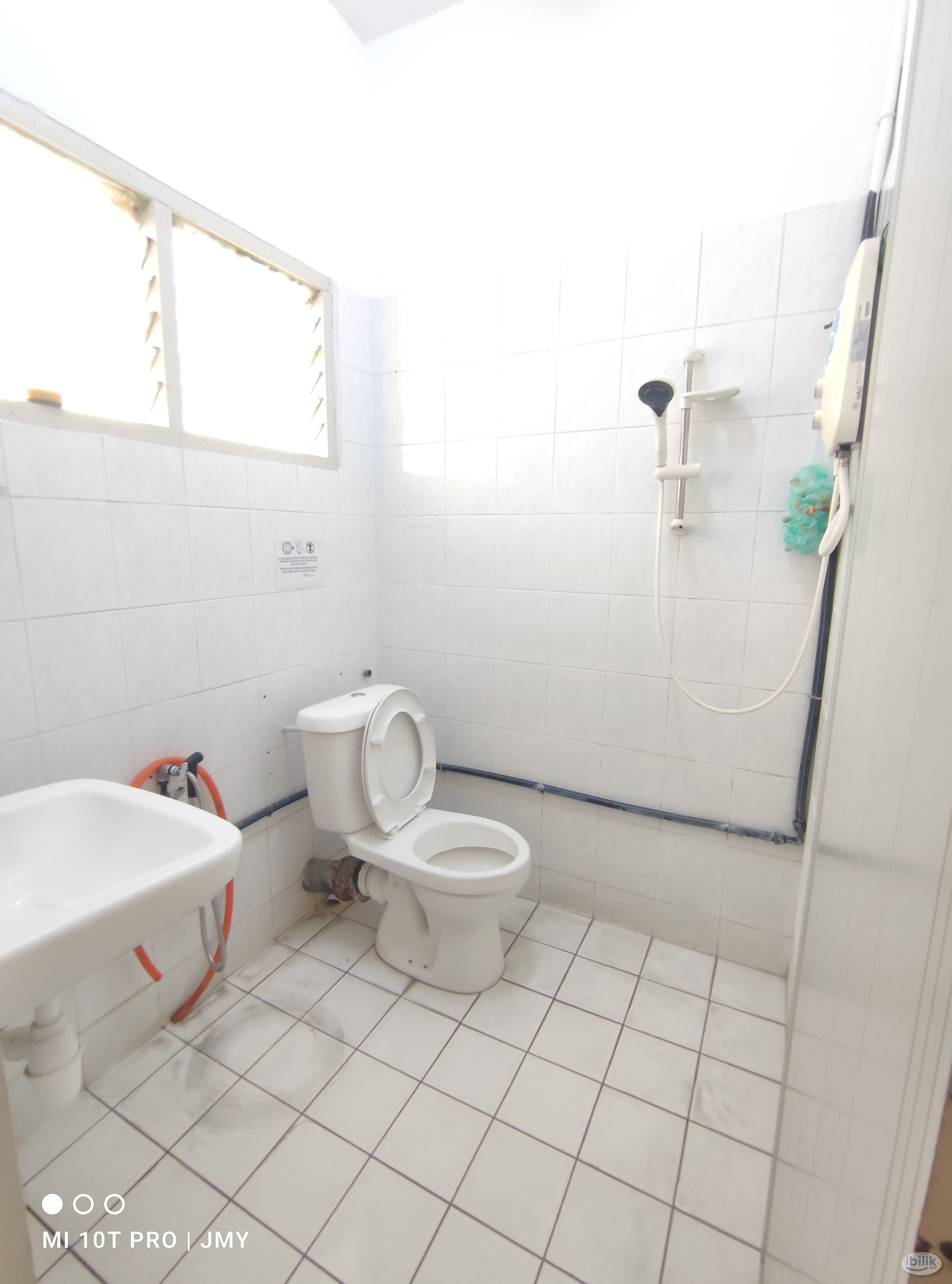 ❗❗NEAR LRT Taman Paramount !!Seapark COZY ROOM WITH HIGH SPEED WIFI AT SEA PARK!!! - Image 3
