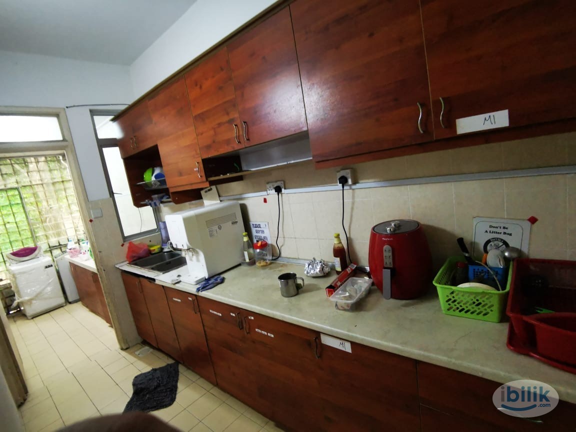 Single Room at Kota Damansara, Petaling Jaya - Image 2