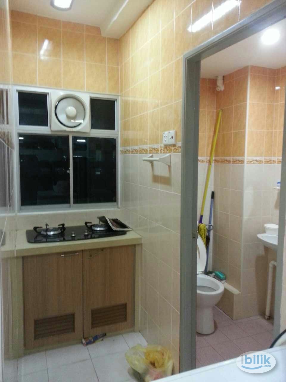 Middle Room at Sri Impian Apartment, Farlim - Image 3