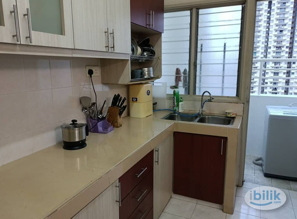 [All included] Chinese Female Single Room PV5 for Rent (Included WIFI, Water & Electricity utilities fees) - Image 2