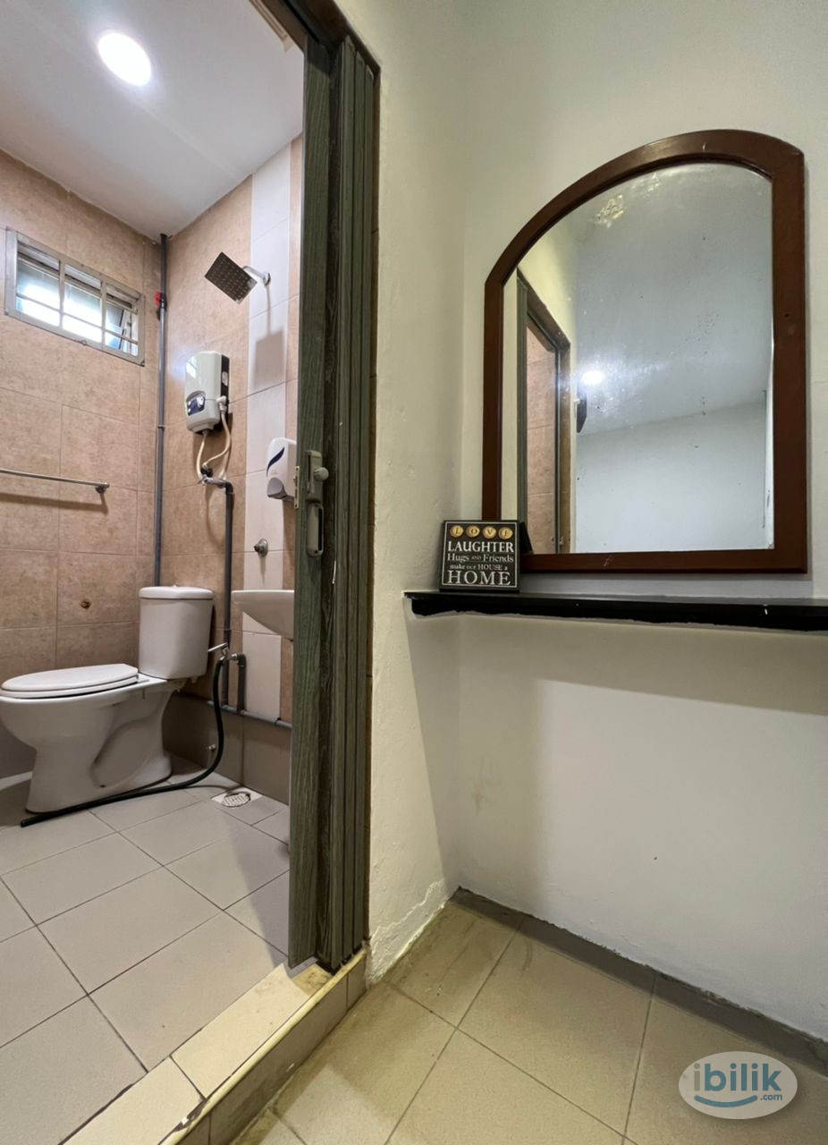 ⭐Comfortable PRIVATE CoLiving Room at Taman Sentosa , Johor Bahru - Image 2