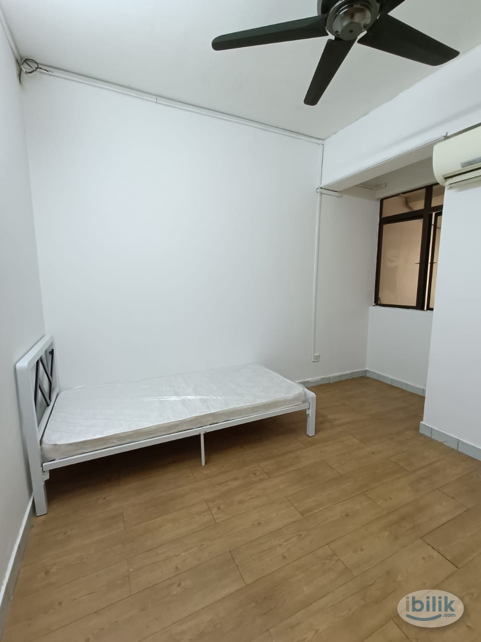 🟢Room For Rent At Bandar Utama🟢⭐Near to One Utama , MRT Bandar Utama, 1 Power House , First Avenue , Centre Point , IKEA - Image 2