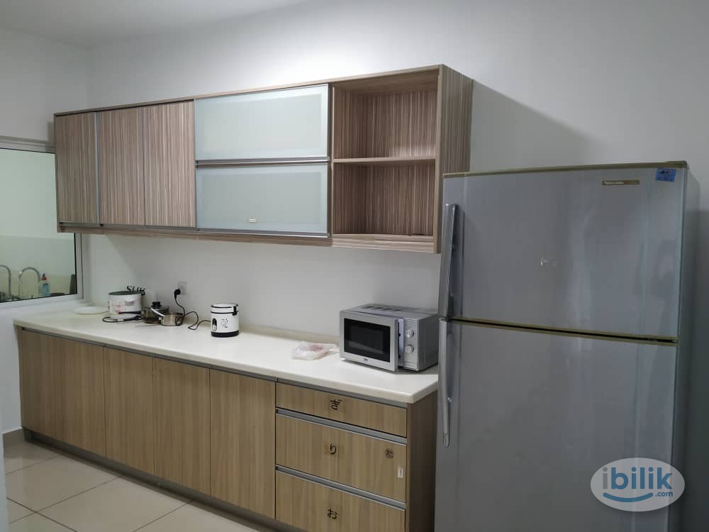 Master Room at Pacific Place, Ara Damansara - Image 4