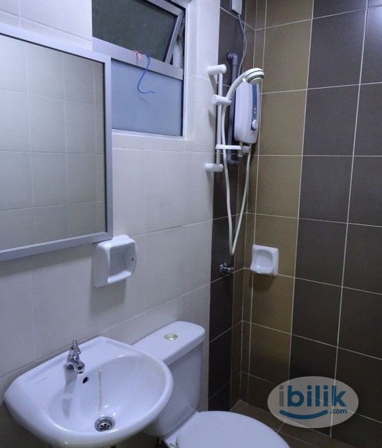Single Room at Taman Serdang Perdana, Seri Kembangan - Image 3