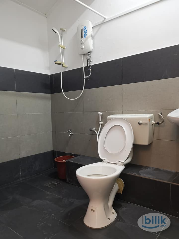 Fully Furnished Master Room Rent in Damansara Jaya, Petaling Jaya Near KDU College - Image 3