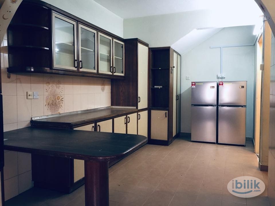 Low  Deposit ❗ Master Room Rent in Damansara Jaya, Petaling Jaya Near ATRIA Shopping Mall - Image 4