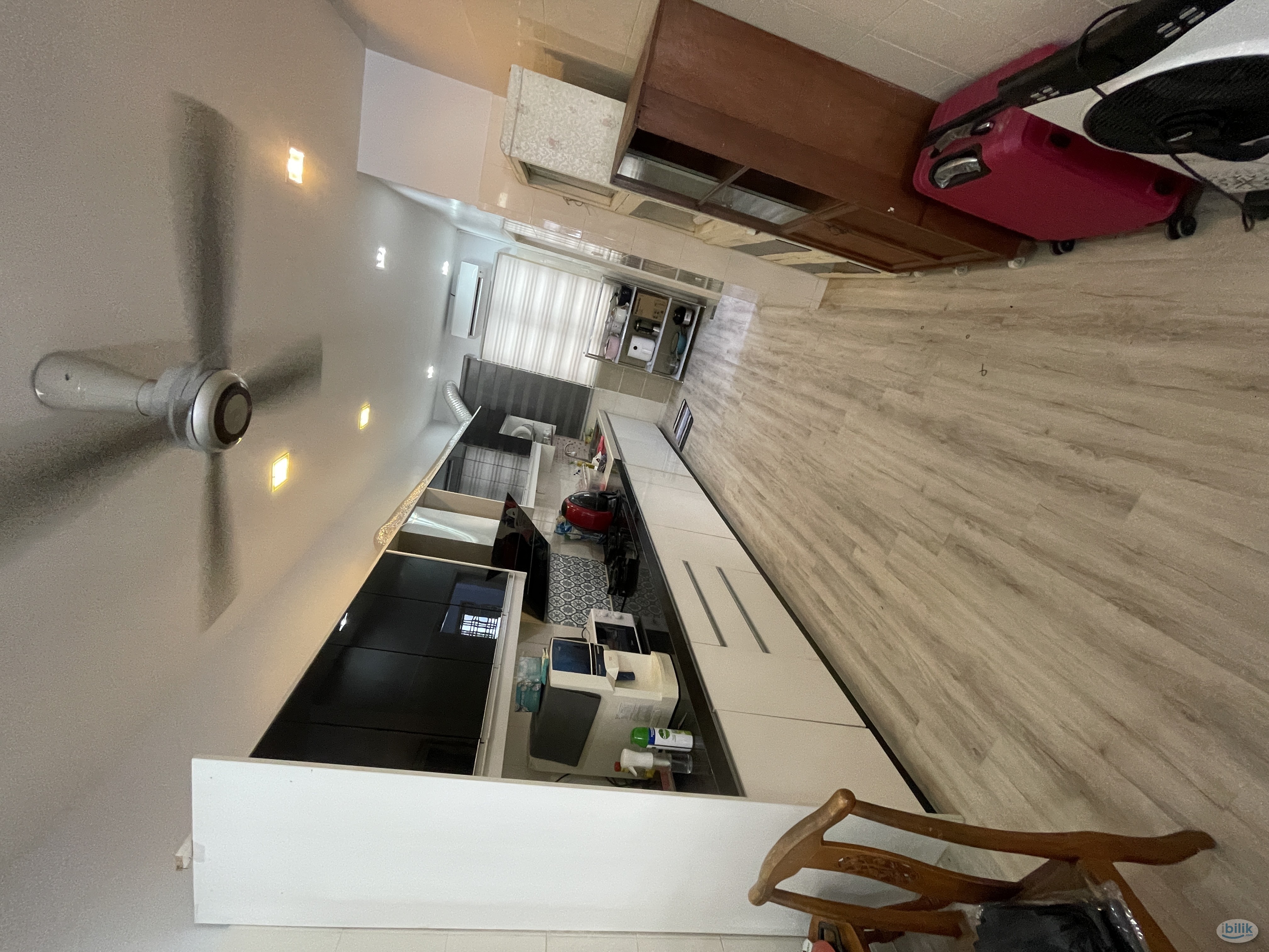 For rent rooms with batroom - Image 3
