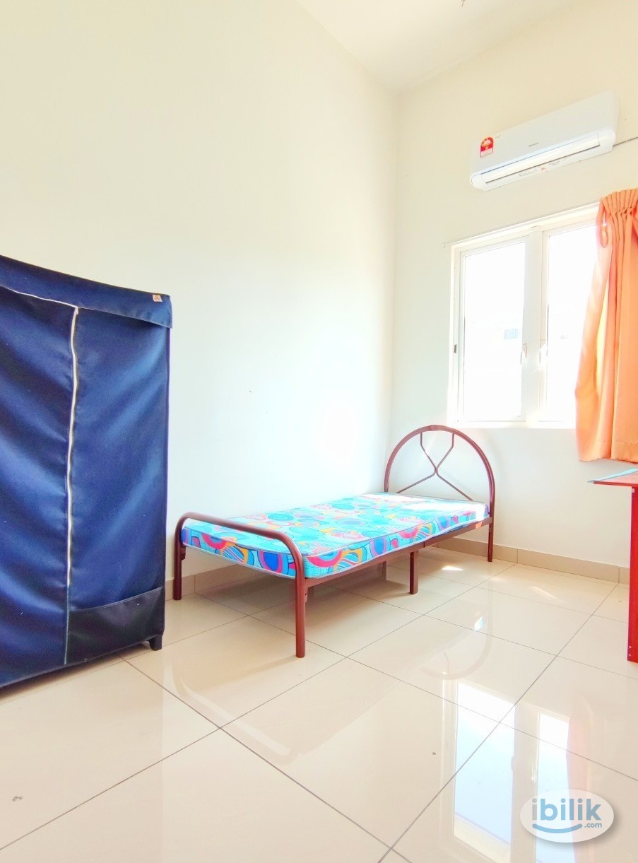 🔥1 min LRT Taman Paramount Middle Room at SS2, Petaling Jaya - Image 2