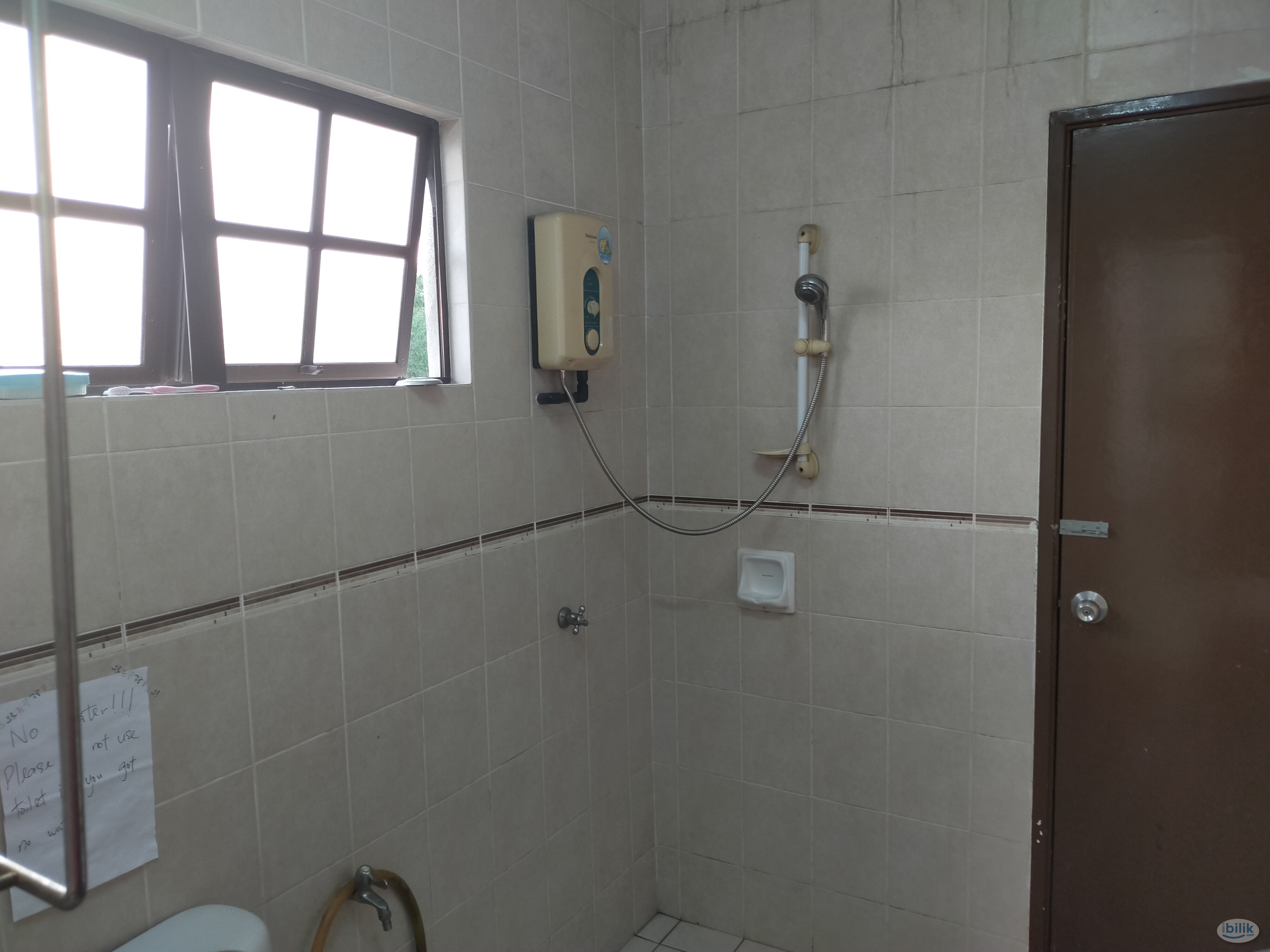 Middle Room Rent in Bandar Puteri, Puchong near LRT Station - Image 3