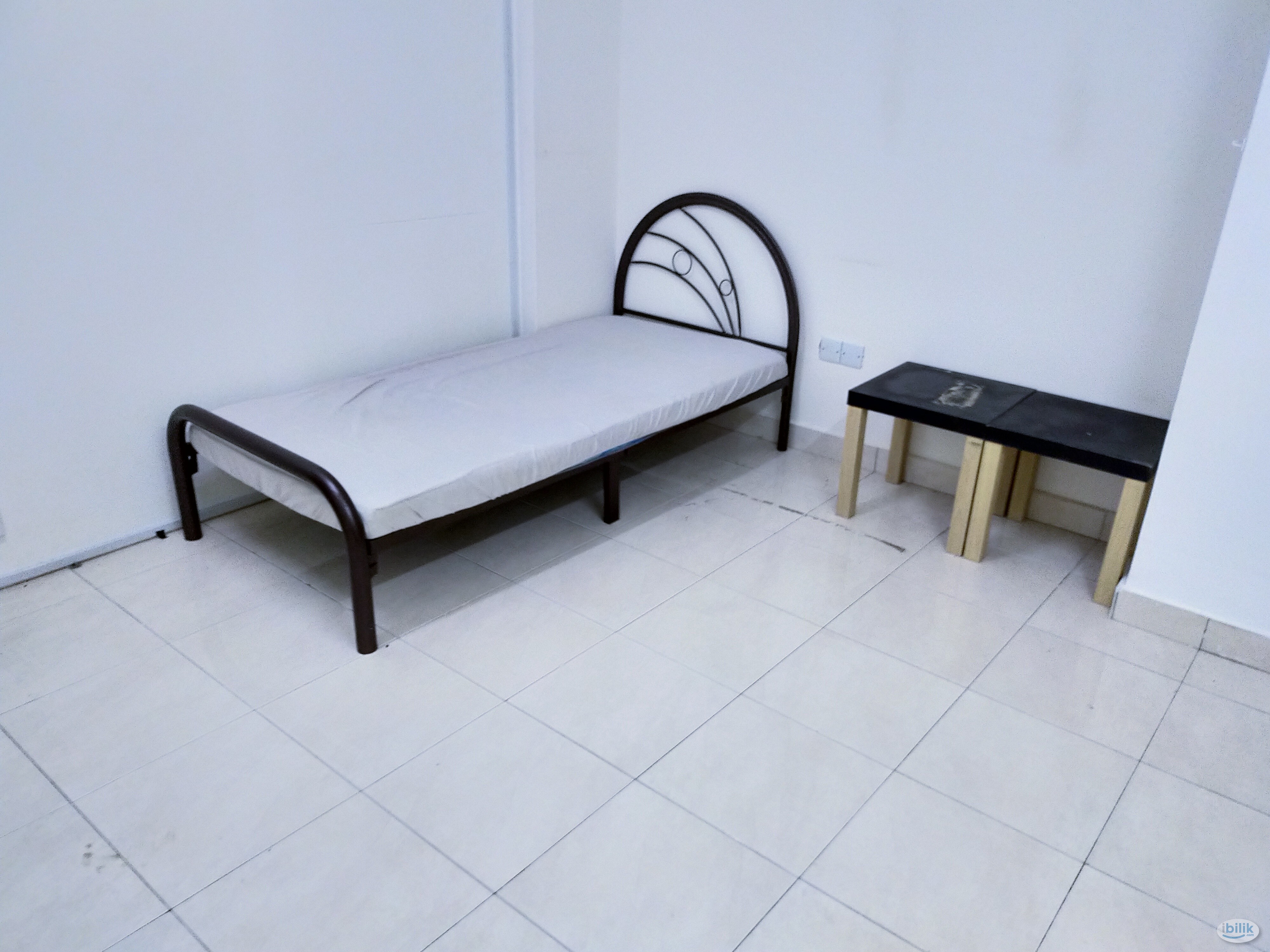 One Month Deposit Only ❗ Middle Room Rent in Bandar Puteri, Puchong Near to LRT Station - Image 1