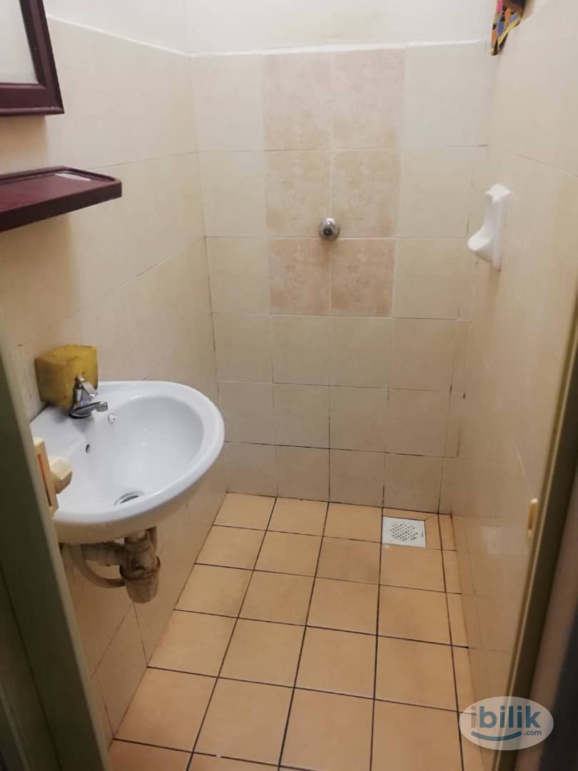 Single Room at Selayang, Selangor - Image 3