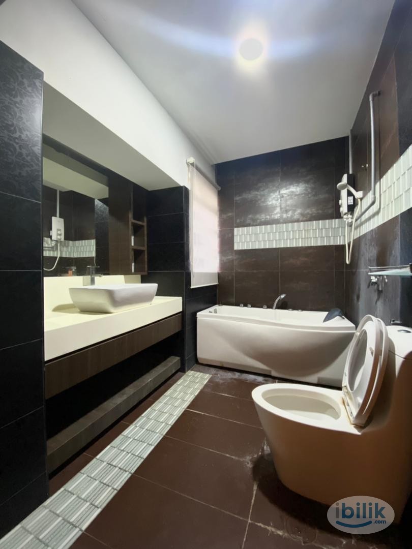 💥MIDDLE ROOM FOR RENT AT SS2 PETALING JAYA💥WALKING DISTANCE TO TAMAN BAHAGIA LRT🚶‍♀️NEARBY SS2 SEA PARK FOOD STREET🍔🥗🍗 - Image 3